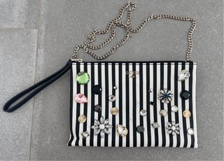 Bolso de mano Guess blanco