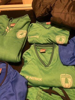 Pack Ropa Fútbol CE Vila Olimpica 2026