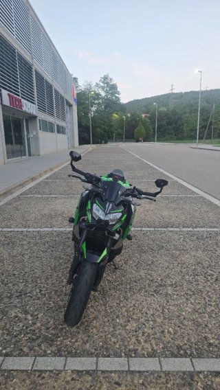 Kawasaki Z900 A2 Limitada en papeles