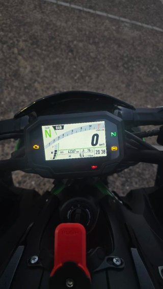 Kawasaki Z900 A2 Limitada en papeles