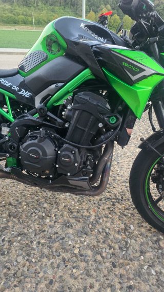Kawasaki Z900 A2 Limitada en papeles