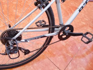 Bicicleta BTWIN Riverside 120, con accesorios