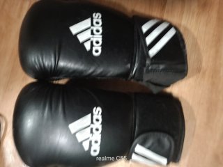 Guantes de Boxeo Adidas Negros y otros marcaTRNG