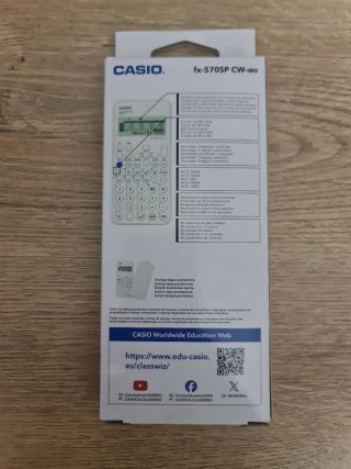 Calculadora Casio fx-570 SP CW Nueva