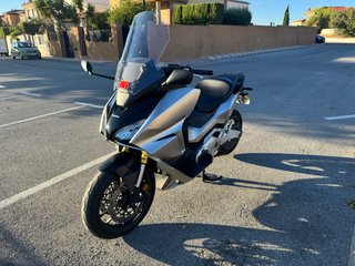 Honda Forza 750 2021 - 25200 Km