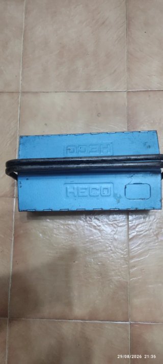 Caja de herramientas vintage HECO azul