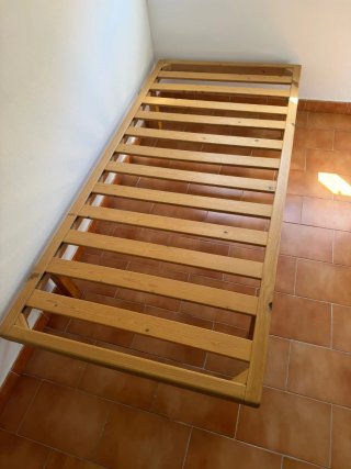 Somier de madera con patas 190x90