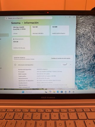 ASUS Vivobook 15 i7-1355U / 16GB RAM / 1TB SSD