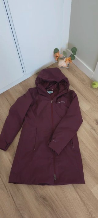 Anorak Columbia talla M color berenjena