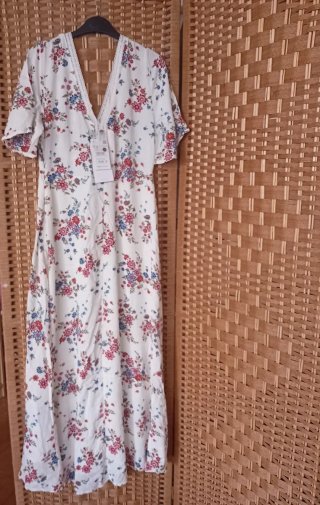 Vestido largo floral blanco