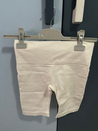 Mallas cortas blancas