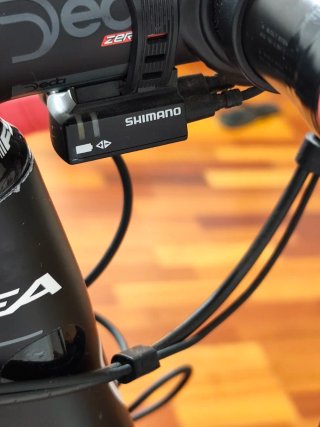Orbea Avant M20i Team carbon Di2 electrónico