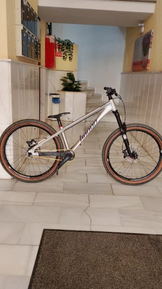 Bicicleta Dirt Jump