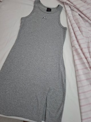 Vestito Jordan grigio con spacco