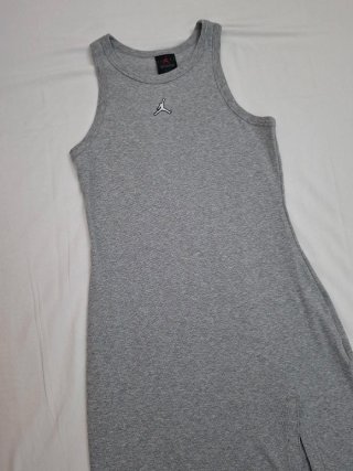 Vestito Jordan grigio con spacco