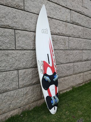 Tabla Windsurf Mistral Flow