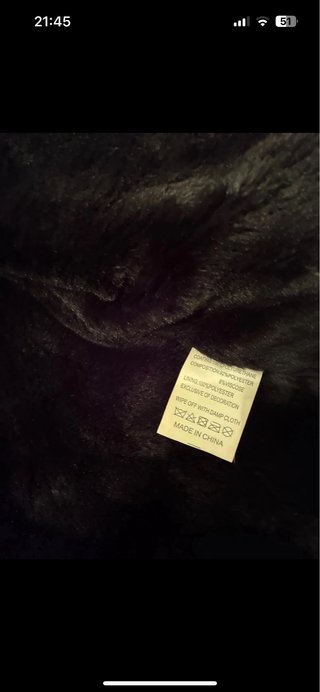 Chaqueta efecto piel negra Talla L