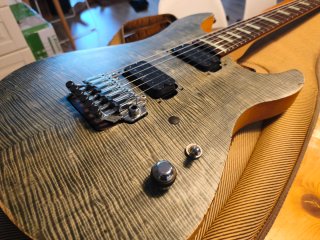 Yamaha RBX620RZ Guitarra Eléctrica