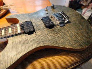 Yamaha RBX620RZ Guitarra Eléctrica