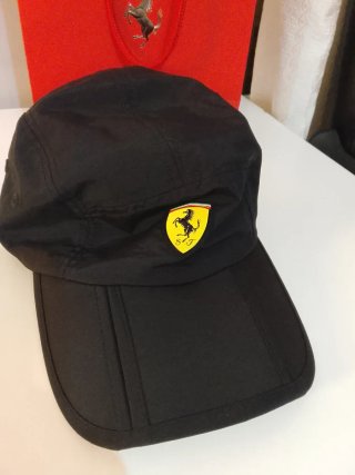 Berretto Ferrari originale nero