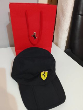 Berretto Ferrari originale nero