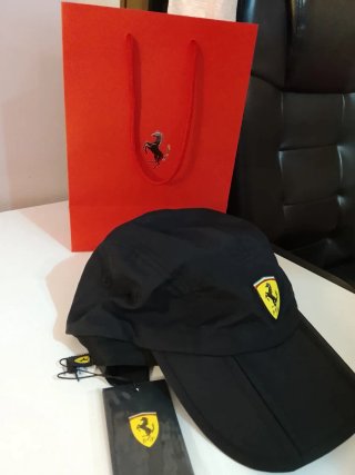 Berretto Ferrari originale nero
