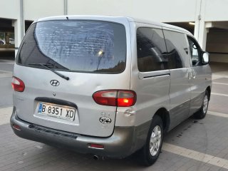 Hyundai H-1 2001