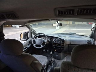 Hyundai H-1 2001