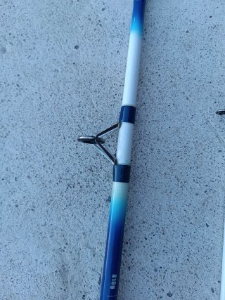 Cañas de pesca con carretes