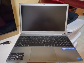 Portátil PEAQ 15,6 Celeron 128GB SSD