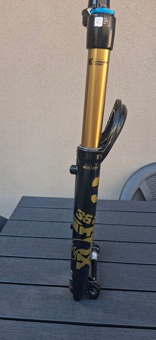 Forcella Fox 36 Factory Kashima 150mm Grip2