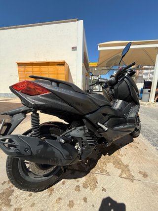 Yamaha Xmax 125 2022
