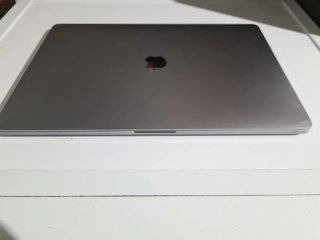 MacBook Pro 16" 2019 i7 32Gb + 512GB Espacial
