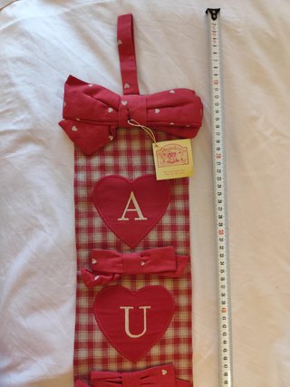 Cartel navideño corazones rojos AUGURI
