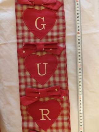 Cartel navideño corazones rojos AUGURI