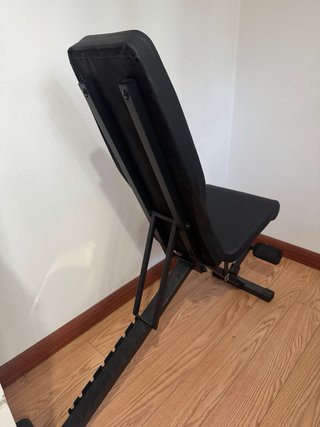 Banco de pesas ajustable para gimnasio