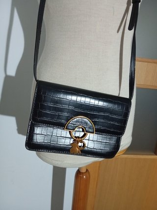 Bolso Tous negro bandolera, largo 15 ancho 21
