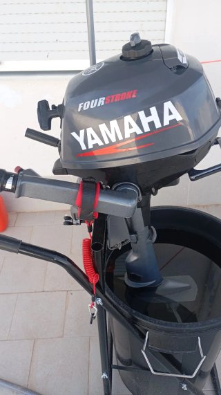 Motor Fueraborda Yamaha 2.5 CV 4 Tiempos Cola Larg
