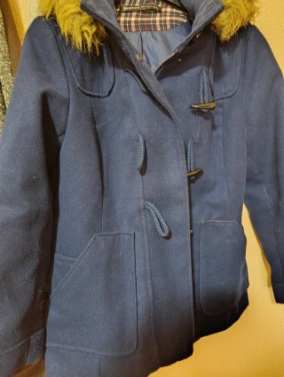 Chaqueta acolchada con mangas de cuero
