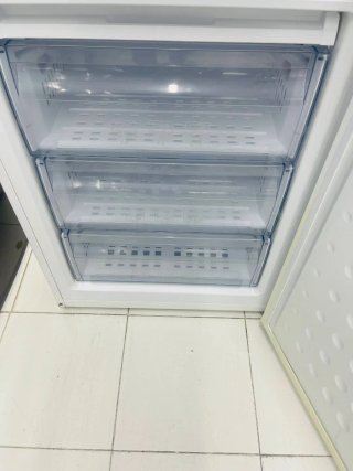 Nevera marca Beko con garantía transporte