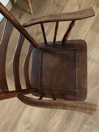 Silla butaca antigua de Indonesia,  madera maciza.