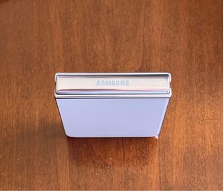 Samsung Galaxy Z Flip 4