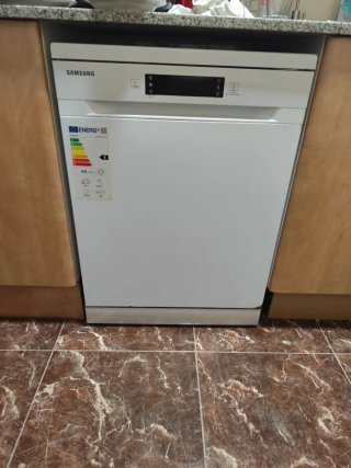 Lavavajillas Samsung Blanco + lavadora Rommer 7KG