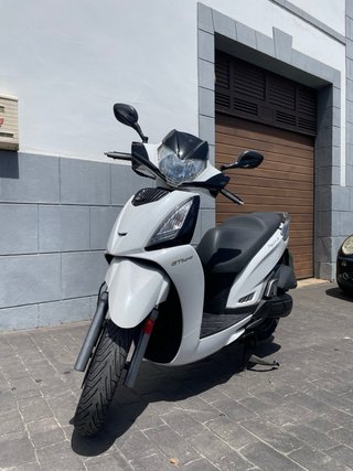 Kymco People 125 GTI
