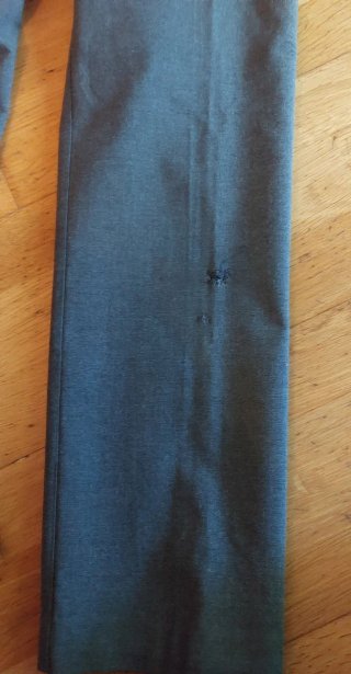Pantalón largo gris uniforme