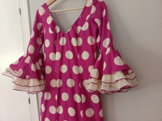 Traje de flamenca lunares