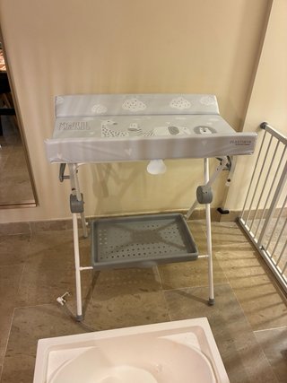 Cambiador bebé con bañera Plastimyr