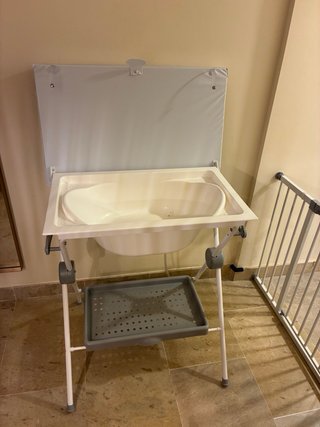 Cambiador bebé con bañera Plastimyr