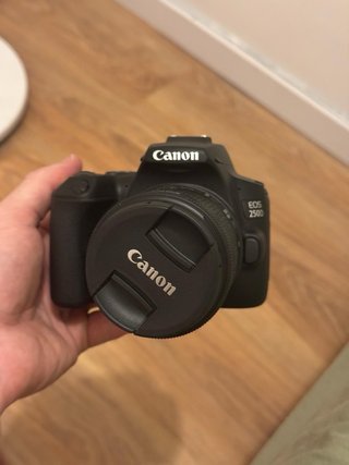 Fotocamera Canon EOS 2500