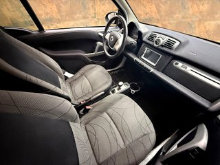 SMART FORTWO AUTOMÁTICO · 93.000 KM